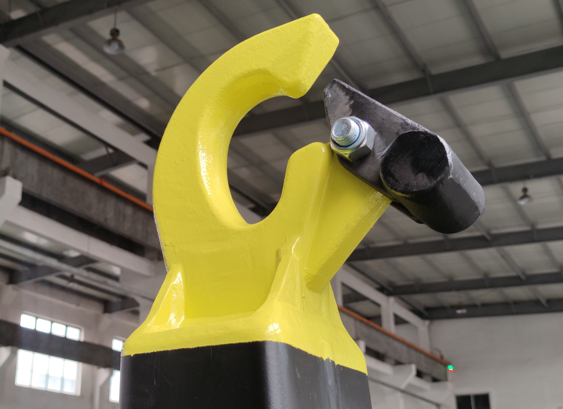 LBH14 hooklift - Thumbnail